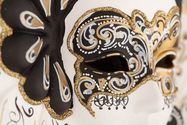 Eclissi Medium - Silver Color - Detail 4 - Venetian Mask