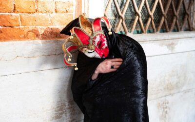 Wie viel kosten die venezianischen Masken?